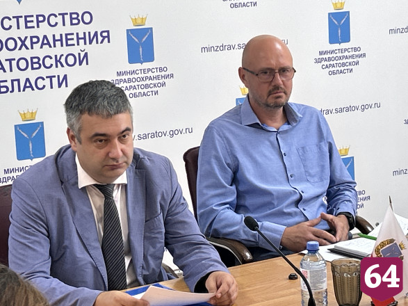 В больницах Саратова остаются двое пострадавших в ДТП с маршруткой